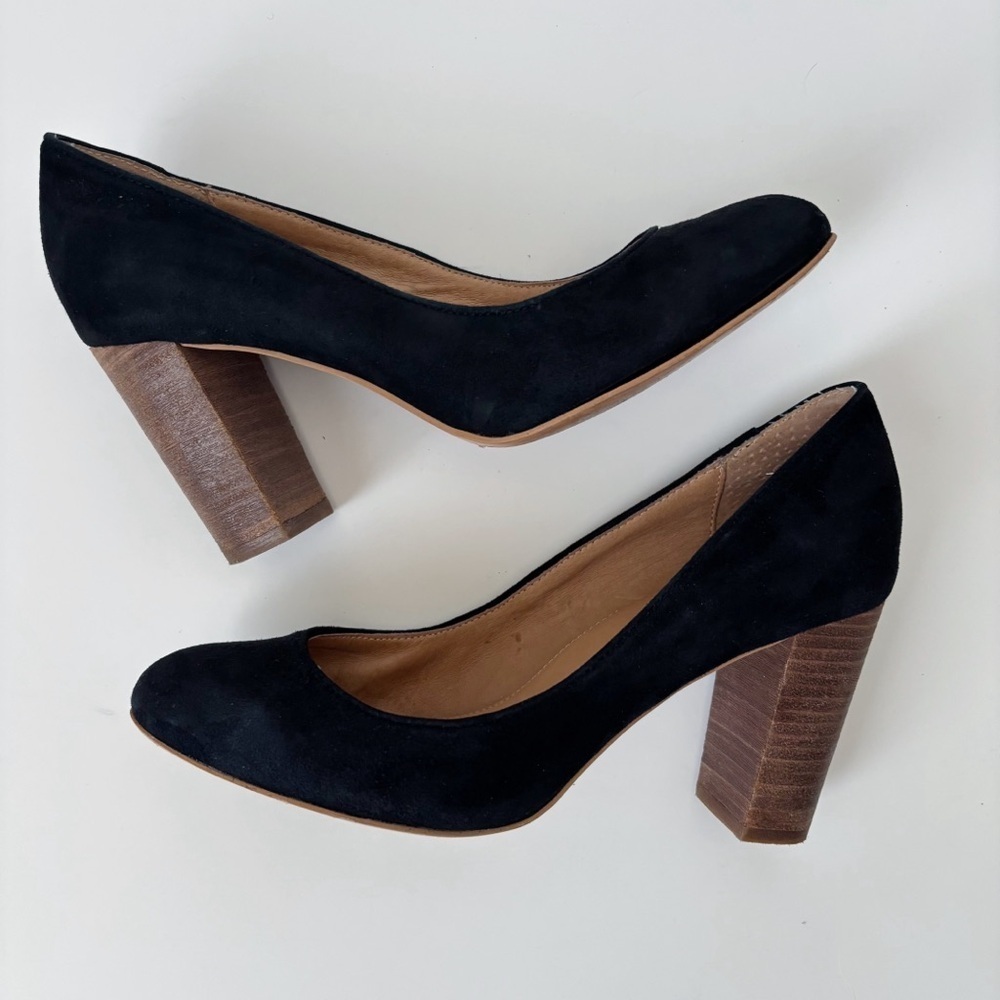 Corso Como Anya Black Suede Pumps Heels Sz 7.5 Classic Minimalist - Picture 6 of 9